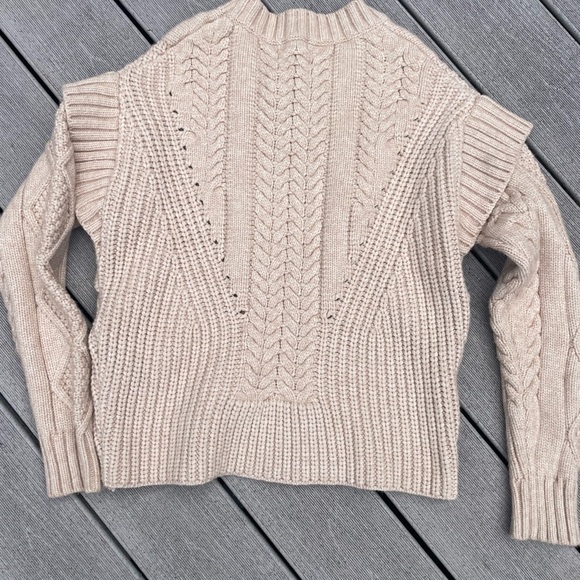 Women's Cable Knit Sweater - Cream - Picture 6 of 7
